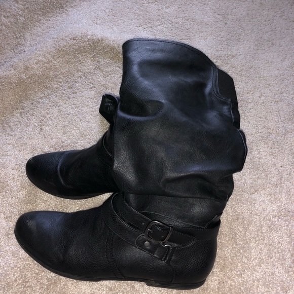 Black tall boots for fall - Picture 2 of 5